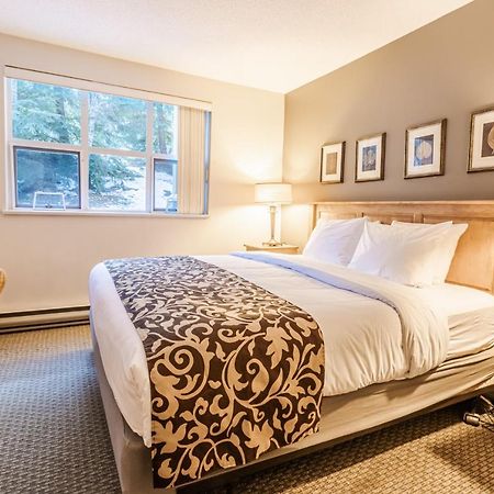 Snowbird Townhouses By Elevate Vacations Whistler Exterior foto